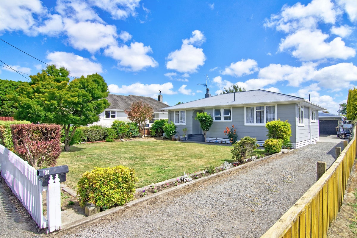 5 Surrey Street, Solway, Masterton - Carousel 20