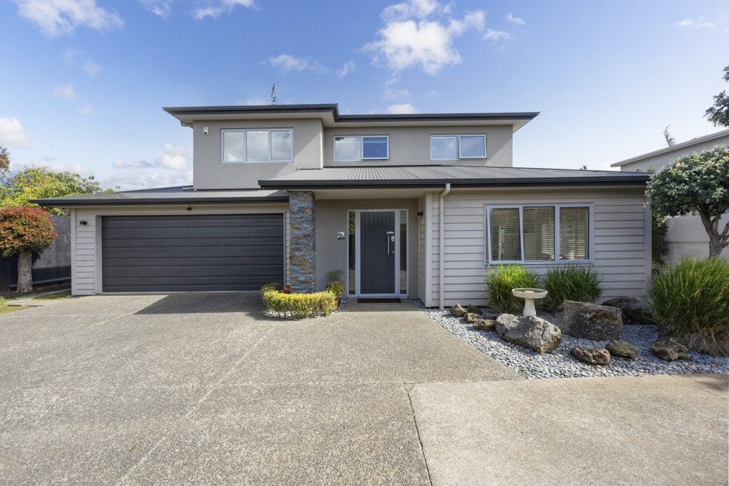 9D Clarke Road, Onehunga, Auckland - Carousel 1