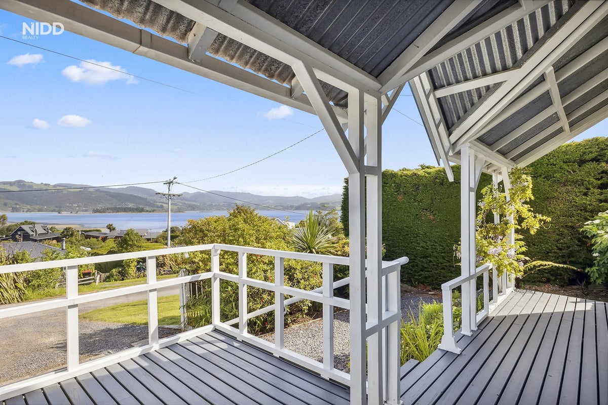 7 View Street, Warrington, Waikouaiti - Carousel 2