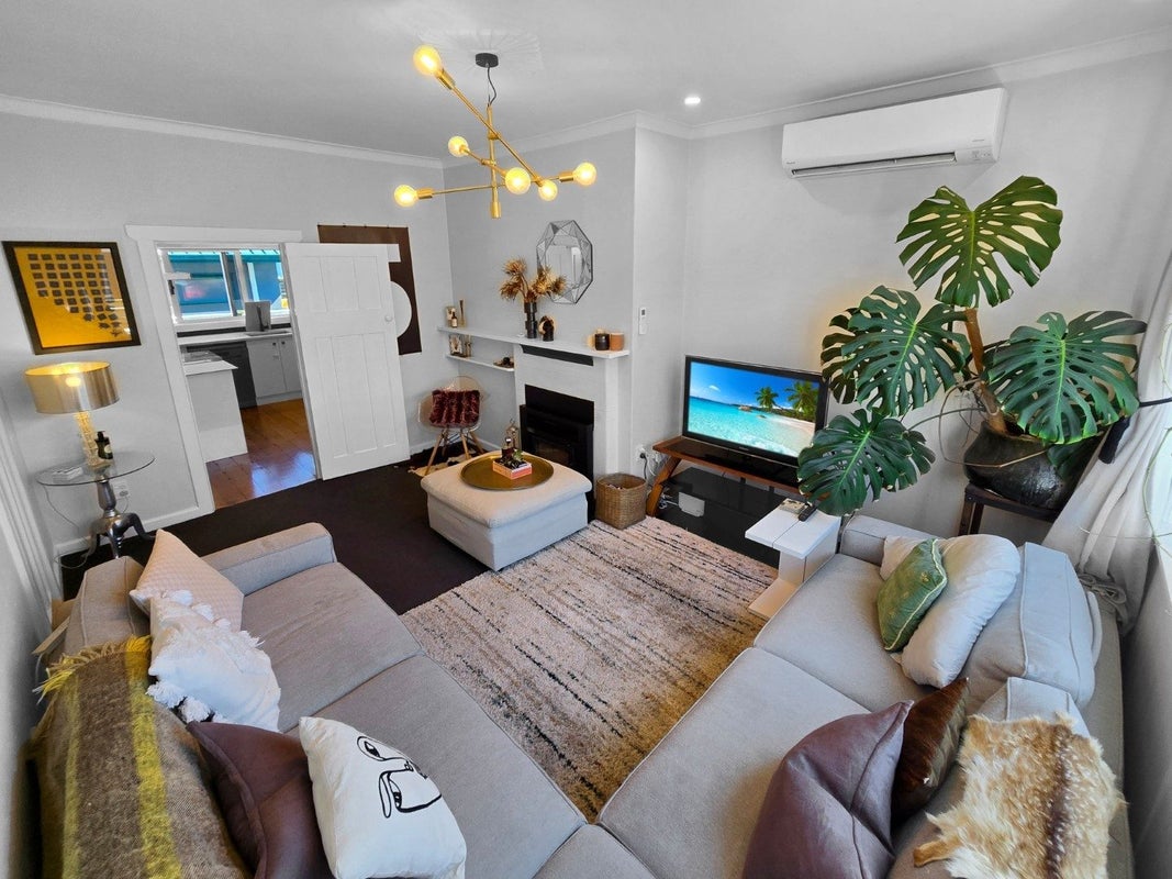 1018 Konini Street, Mahora, Hastings - Carousel 2
