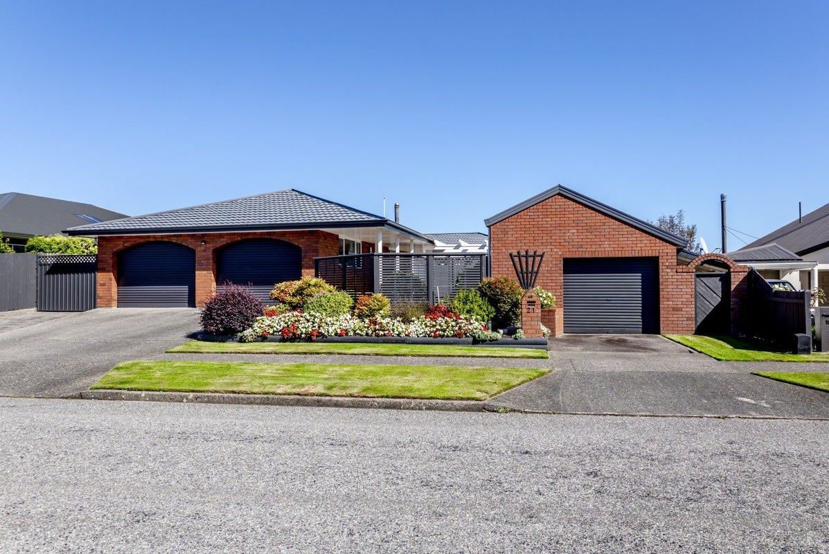21 Alpine View, Hokitika, Hokitika - Carousel 1