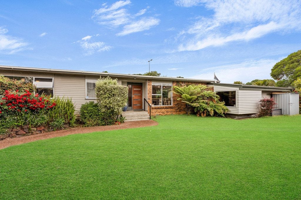 96 Cascades Road, Pakuranga Heights, Auckland - Carousel 2