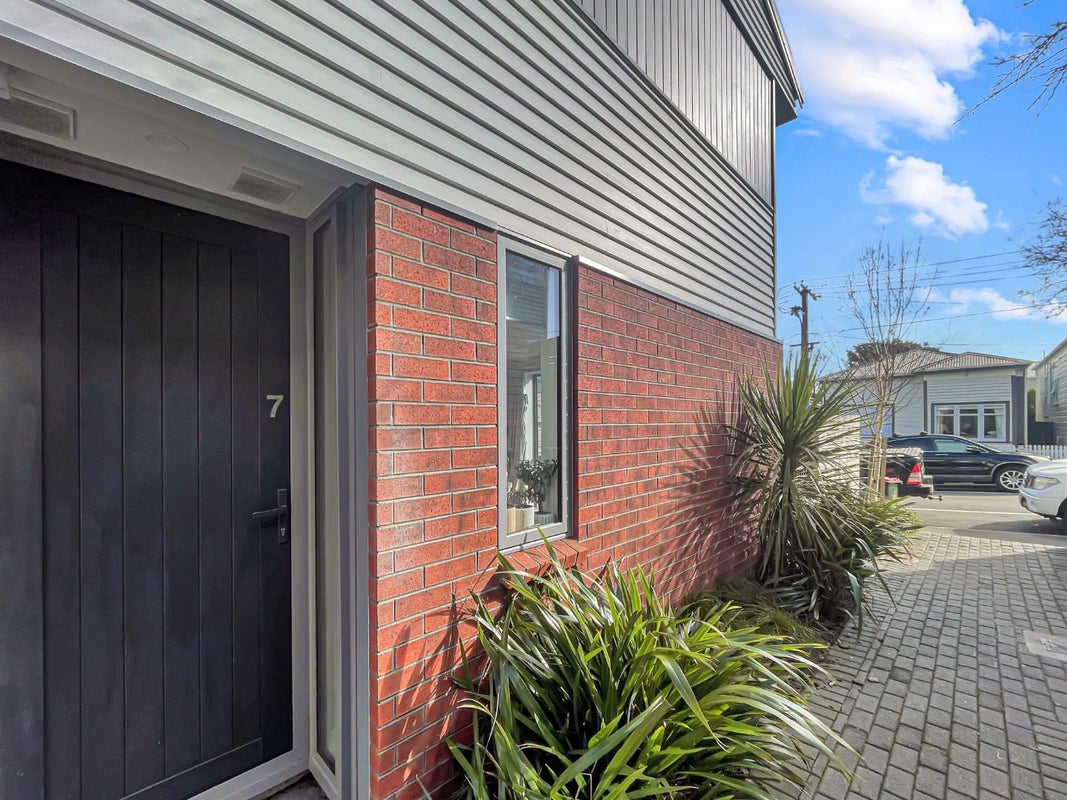 7/24 Princess Terrace, Newtown, Wellington - Carousel 18