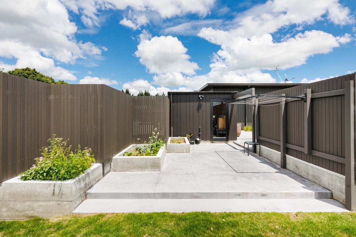 50 Branksome Place, Palmerston North - Carousel 50