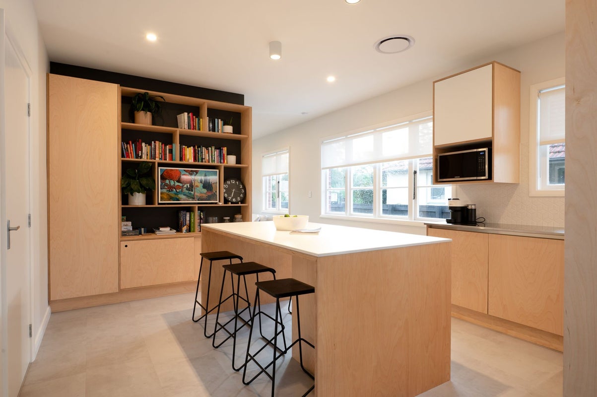 10 Galway Avenue, Hamilton East, Hamilton - Carousel 2