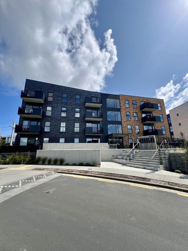 205/2 Rauroa Lane, Hobsonville, Auckland - Carousel 17