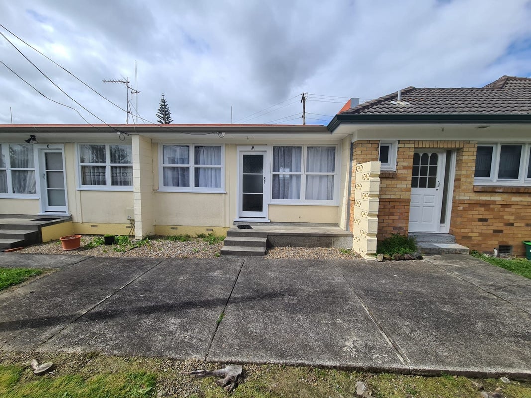 6 Masons Avenue, Hamilton East, Hamilton - Carousel 1