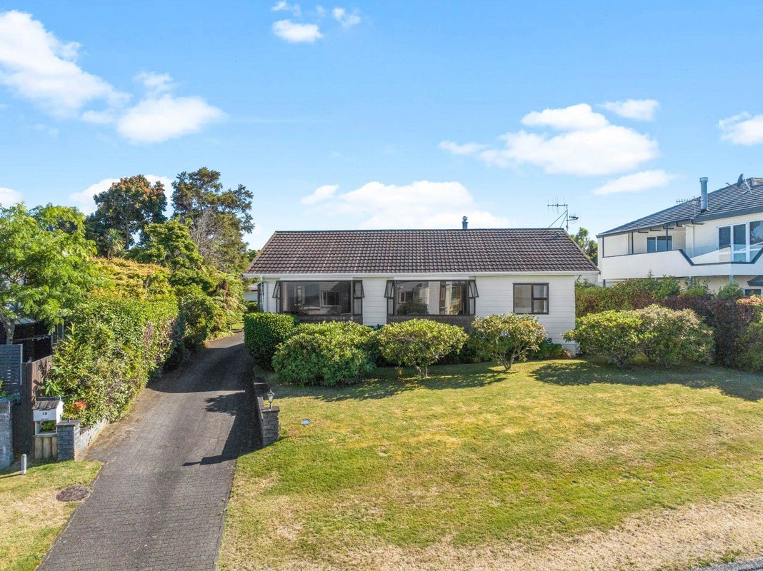 12 Pataka Road, Taupo, Taupo - Carousel 2