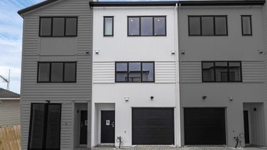 4/24 Aberfeldy Avenue, Highland Park, Auckland - Carousel 1