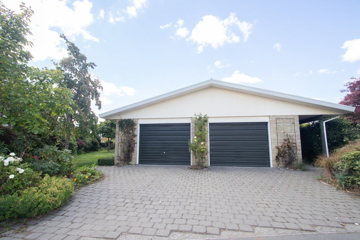 19 Buchanan Place, Allenton, Ashburton - Carousel 24