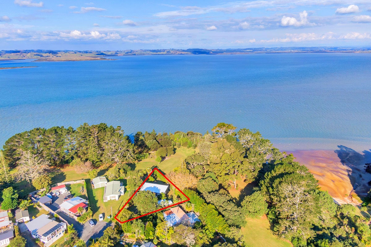 22 James Mcleod Road, Helensville - Carousel 20