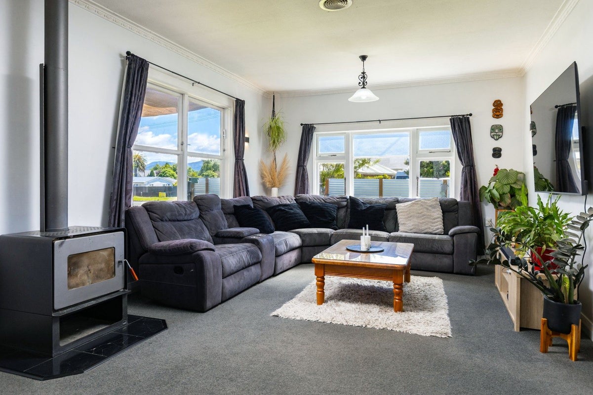 3 Lucas Street, Riversdale, Blenheim - Carousel 1