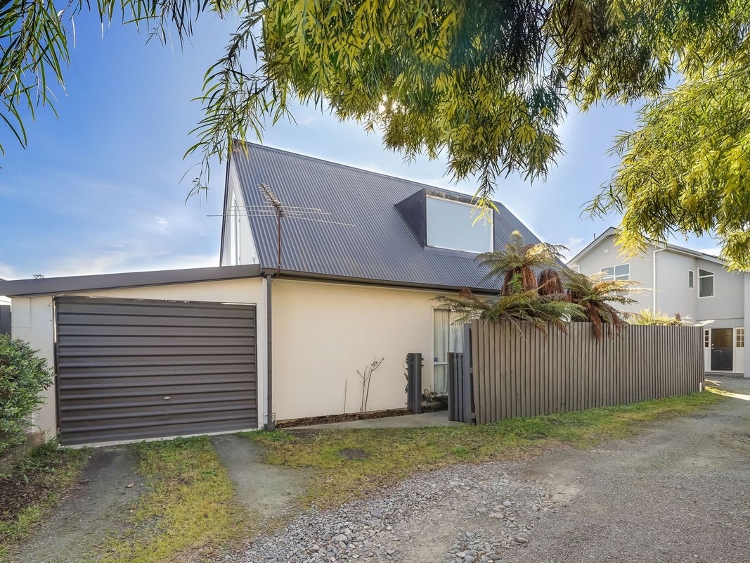 1/7 Palmers Road, New Brighton, Christchurch - Carousel 1