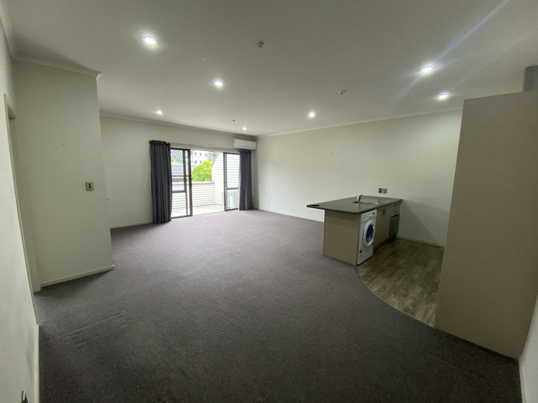 9 Horne Street, Hamilton Central, Hamilton - Carousel 2