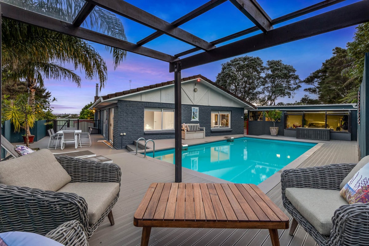 306D Glenvar Road, Torbay, Auckland - Carousel 1