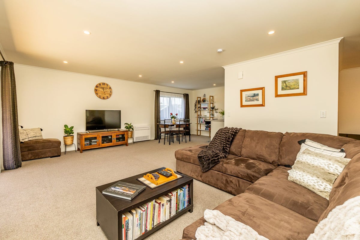 11 Pukaki Street, Highfield, Timaru - Carousel 2