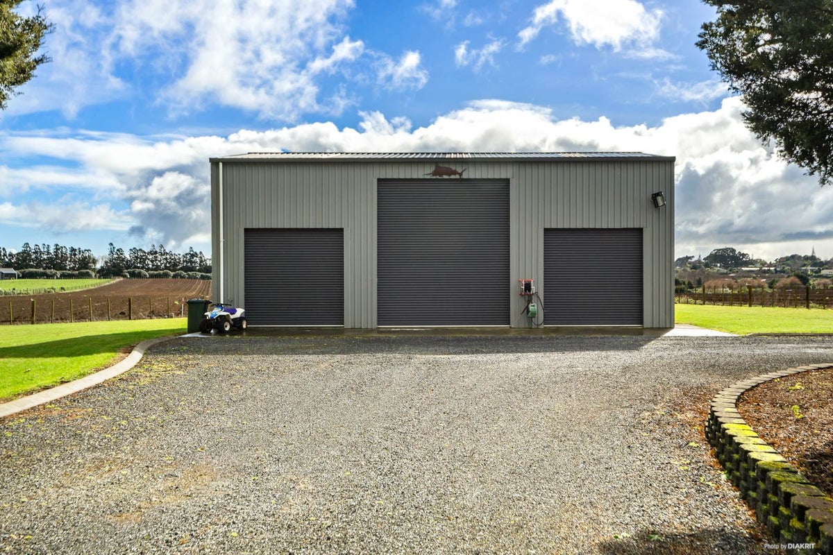 131 Hull Road, Waiuku, Waiuku - Carousel 2