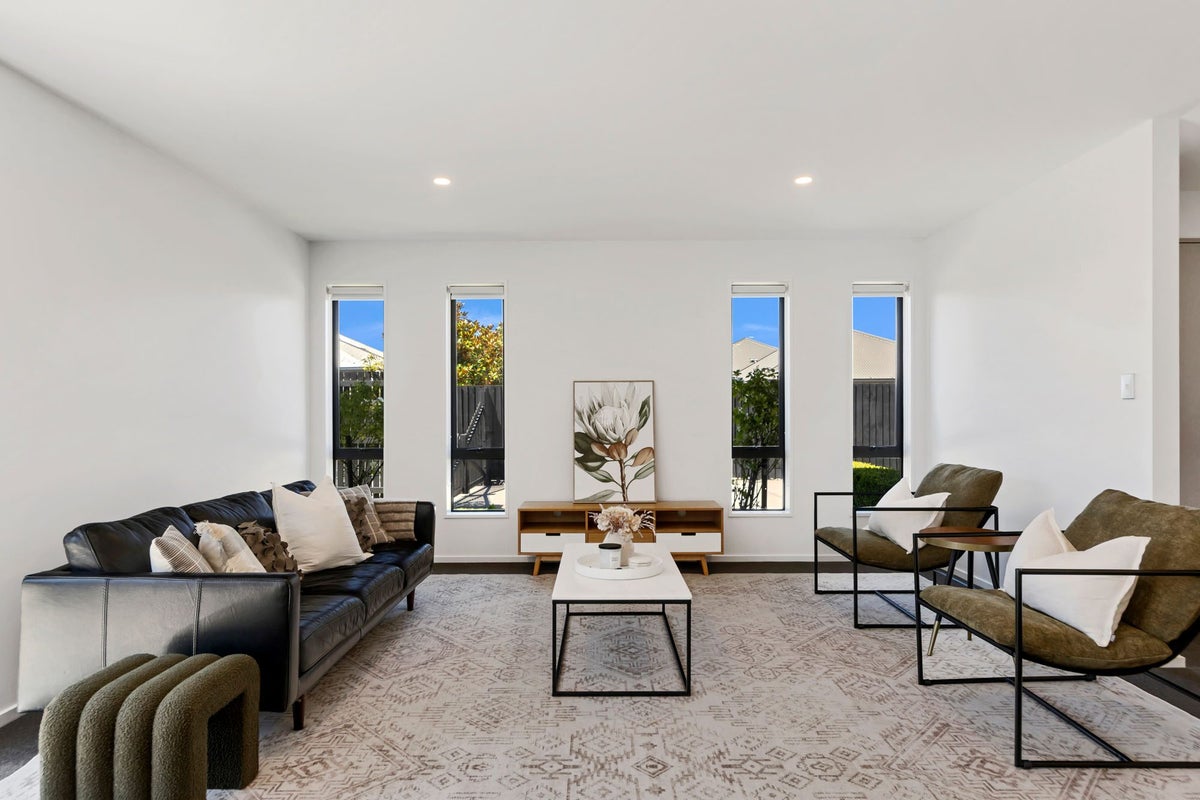 20 Larne Place, Belfast, Christchurch - Carousel 2