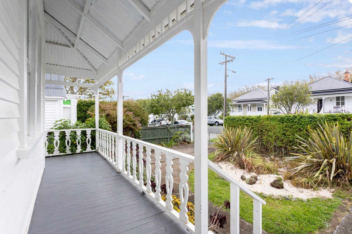 22 Wilton Street, Grey Lynn, Auckland - Carousel 2