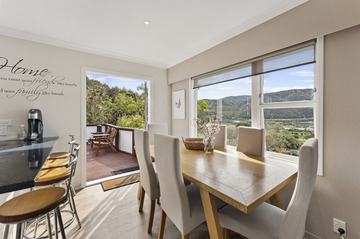68 Holborn Drive, Stokes Valley, Lower Hutt - Carousel 29
