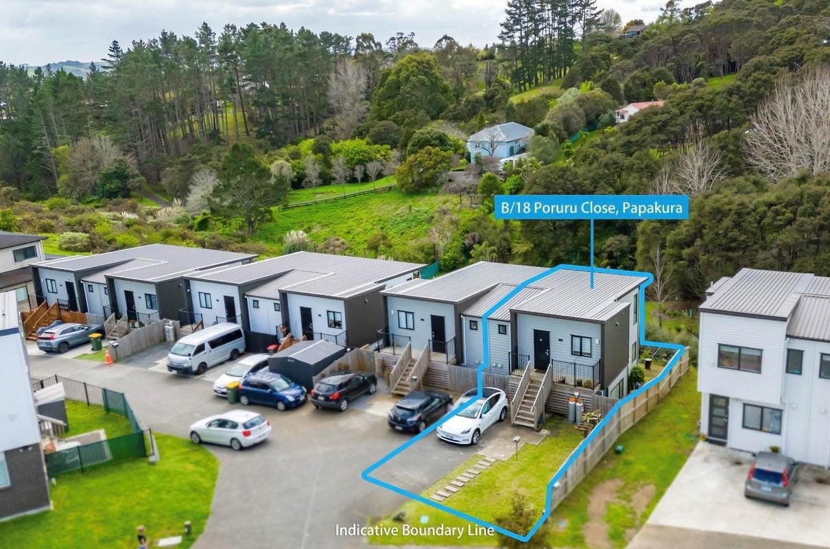 18B Poruru Close, Papakura, Papakura - Carousel 11