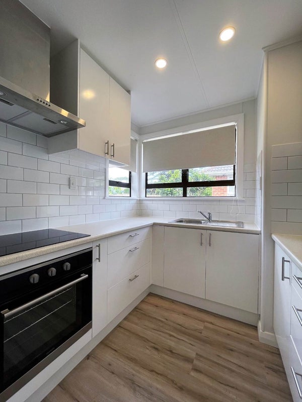 14 Haughey Avenue, Three Kings, Auckland - Carousel 2