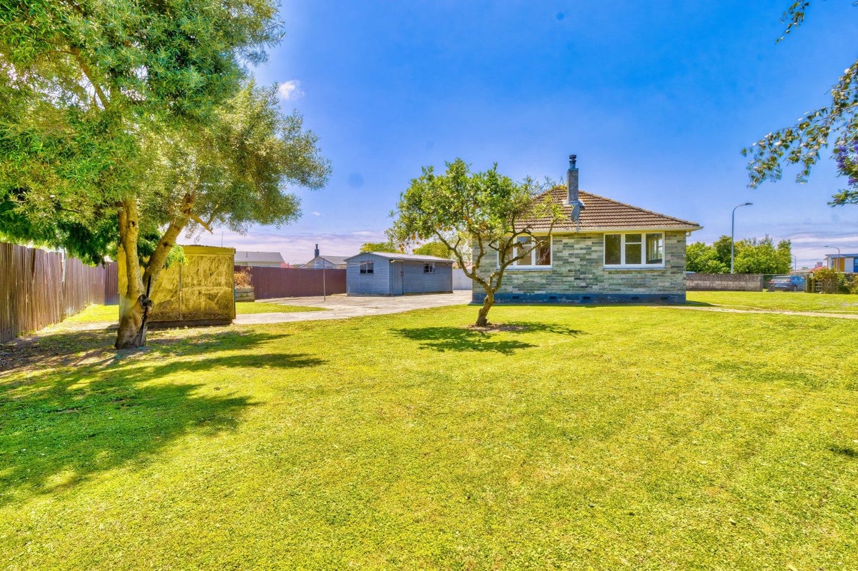 26 Kelvin Road, Maraenui, Napier - Carousel 1
