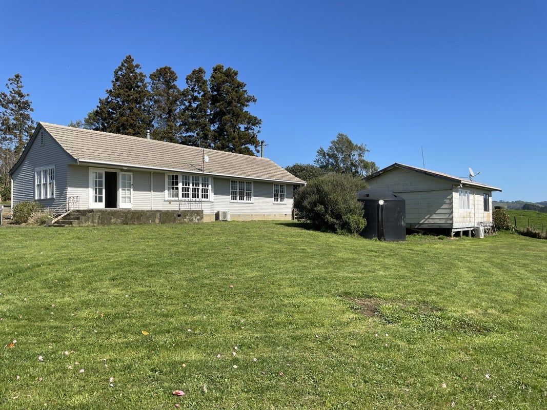 167 Bell Road, Whatawhata, Hamilton - Carousel 1