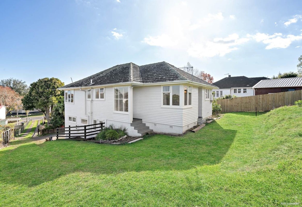 26 Crossfield Road, Glendowie, Auckland - Carousel 2