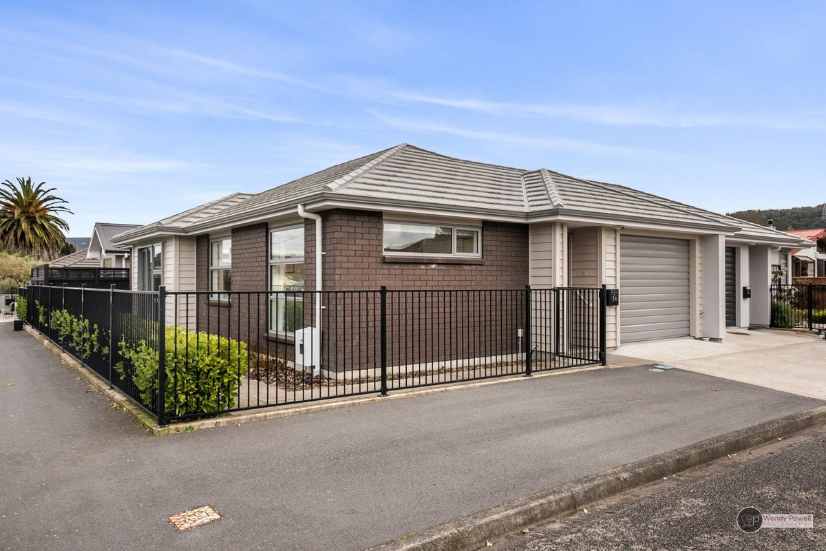 1A Hay Street, Ebdentown, Upper Hutt - Carousel 1