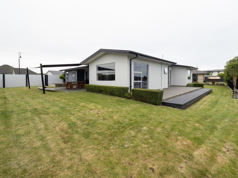 12 Torbay Avenue, Huntingdon, Ashburton - Carousel 26