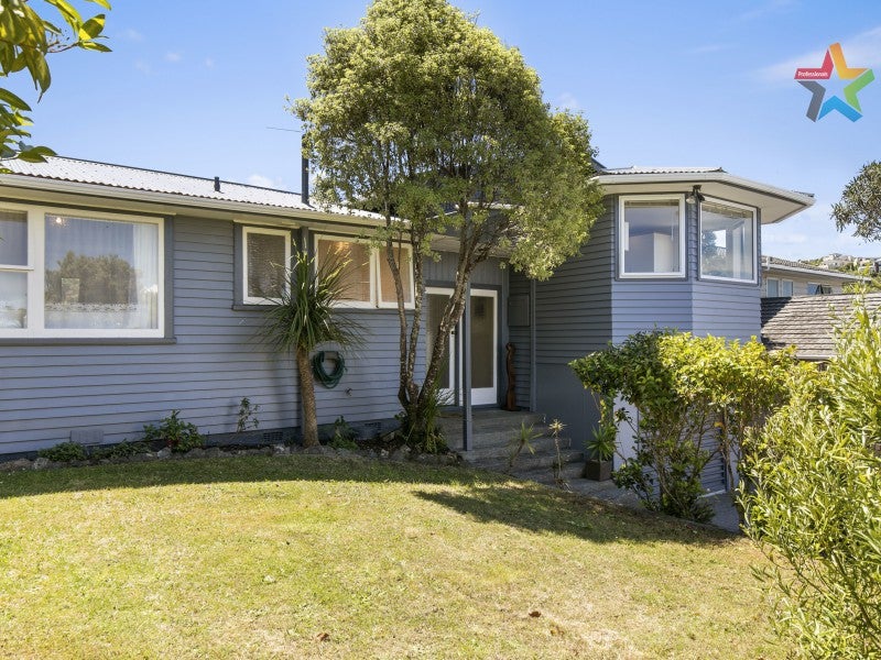 7 Panorama Grove, Harbour View, Lower Hutt - Carousel 1