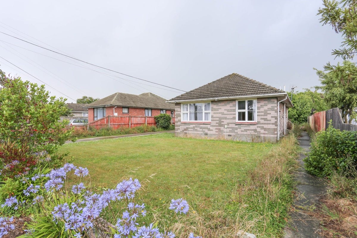 12 Haslett Place, Upper Riccarton, Christchurch - Carousel 1
