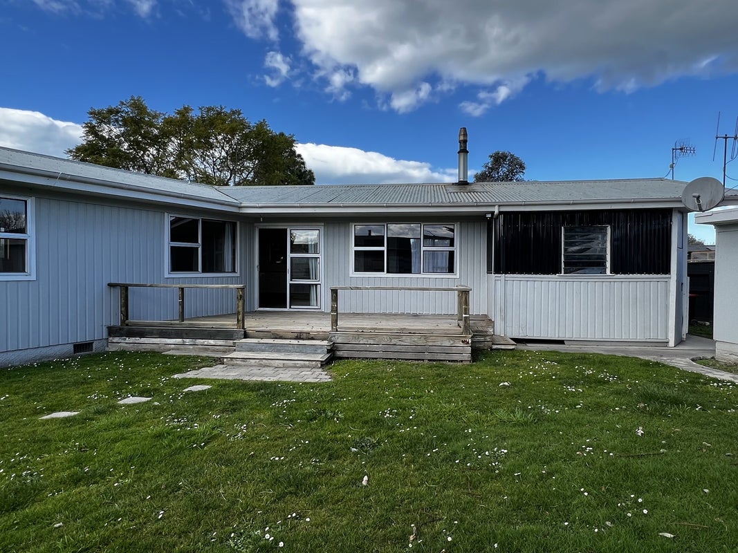 14 Saint Pauls Place, Tamatea, Napier - Carousel 1