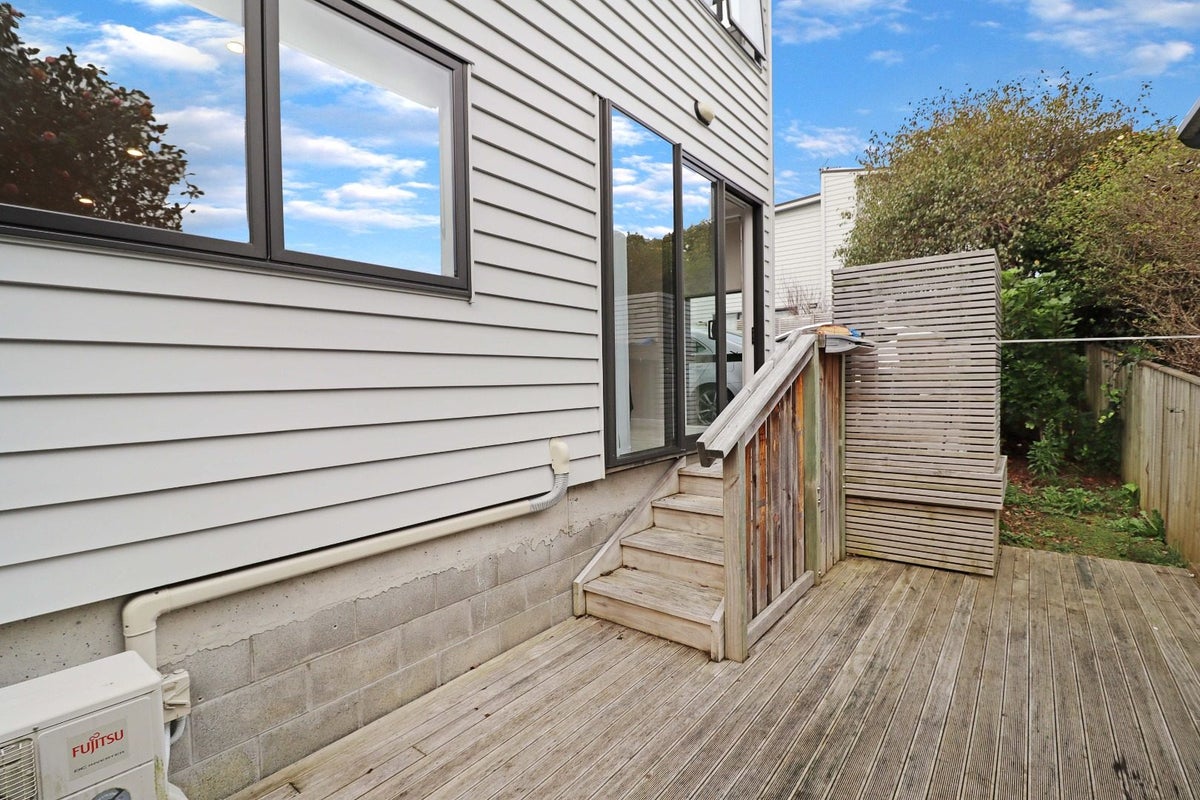 7/60 Broderick Road, Johnsonville, Wellington - Carousel 1