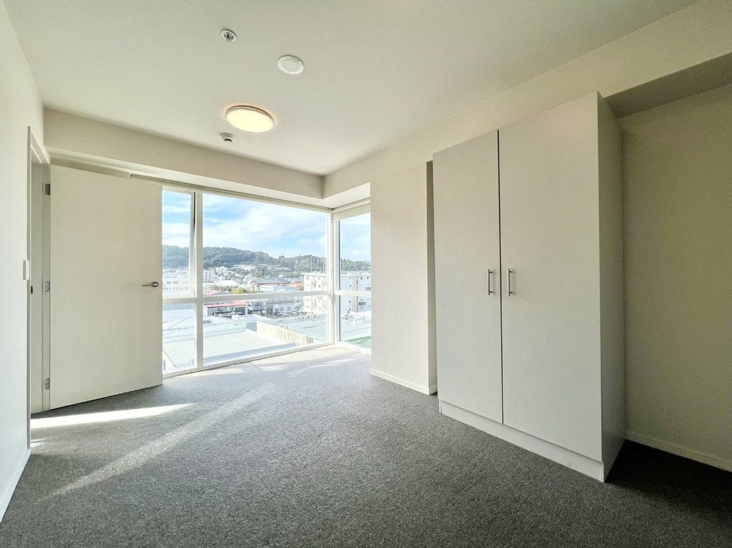 801/170 Taranaki Street, Te Aro, Wellington - Carousel 5