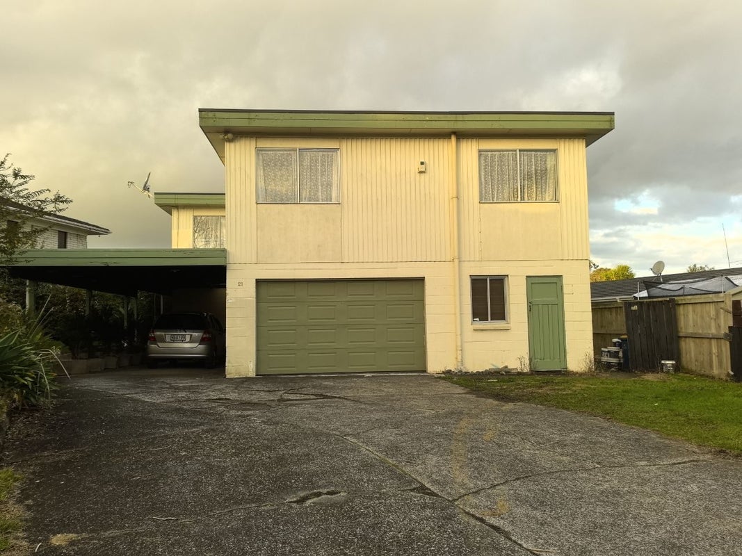 21 Rosewarne Crescent, Glendene, Auckland - Carousel 1