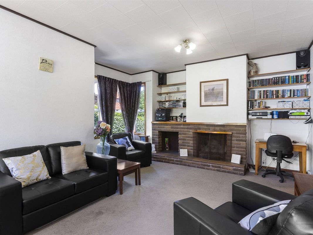 6 Bernard Street, Kenmure, Dunedin - Carousel 2