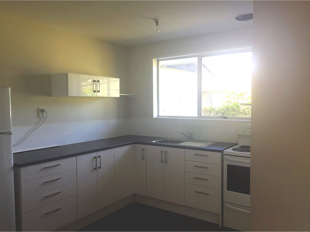 2/345 Worcester Street, Linwood, Christchurch - Carousel 2