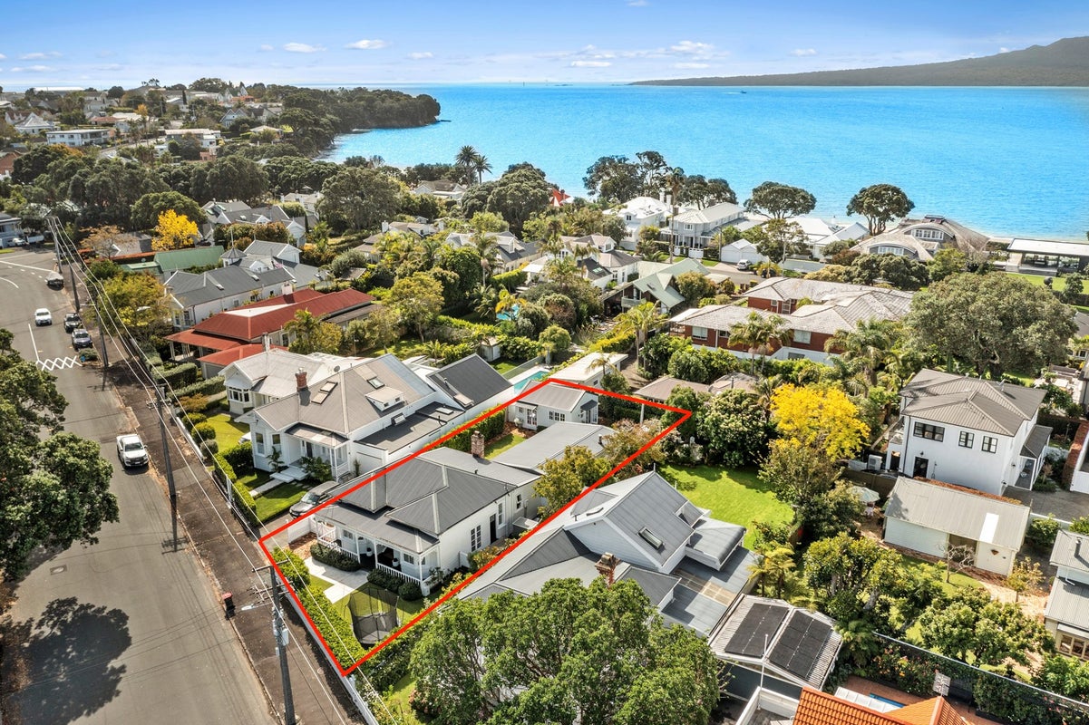 36 Tainui Road, Devonport, Auckland - Carousel 2