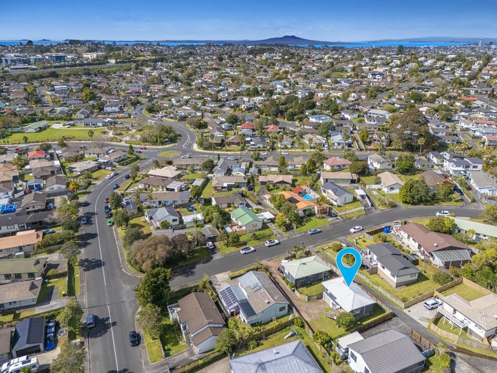 1/3 Jumento Place, Unsworth Heights, Auckland - Carousel 19