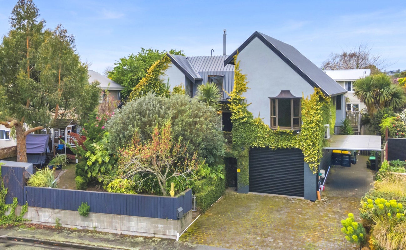 68 Palatine Terrace, Saint Martins, Christchurch - Carousel 2
