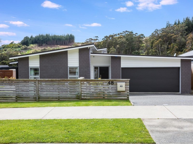 48 Banks Boulevard, WHITBY, PORIRUA - Carousel 17