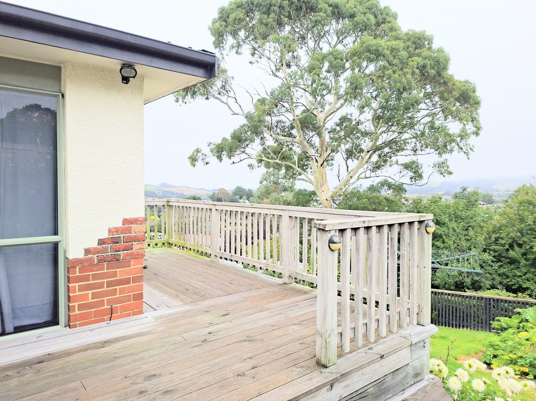 32 Teignmouth Street, Abbotsford, Dunedin - Carousel 2