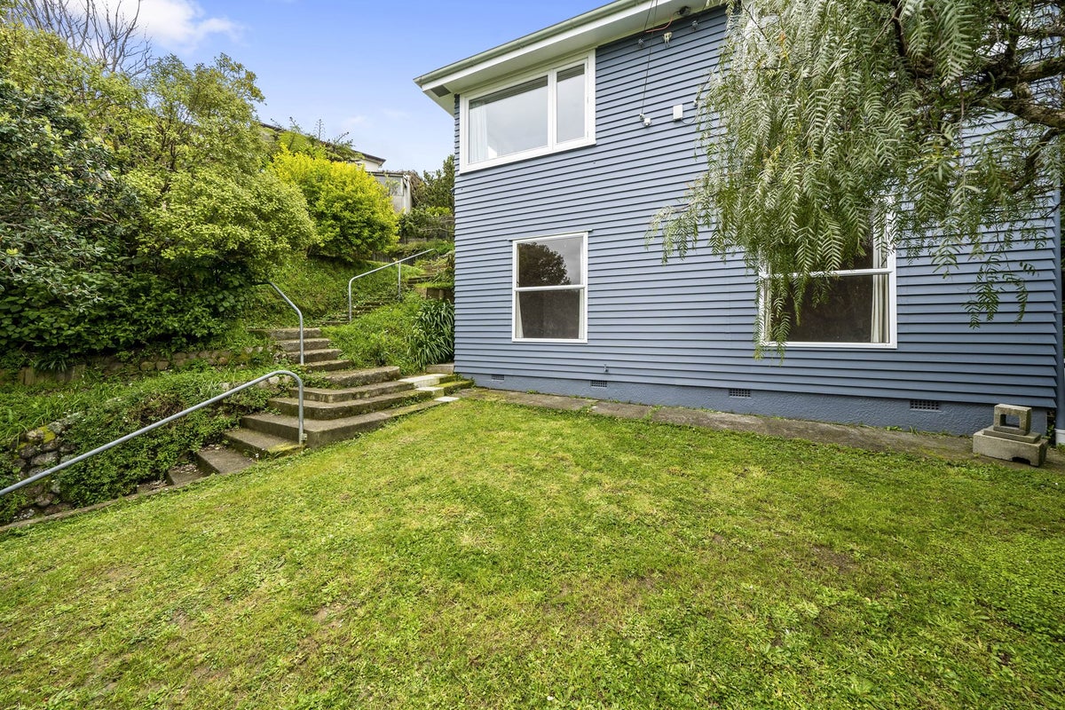 84 Korokoro Road, Korokoro, Lower Hutt - Carousel 2