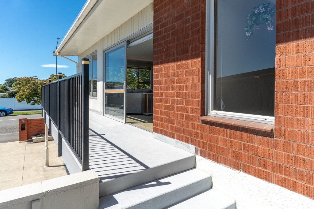 309 Avonhead Road, Avonhead, Christchurch - Carousel 39