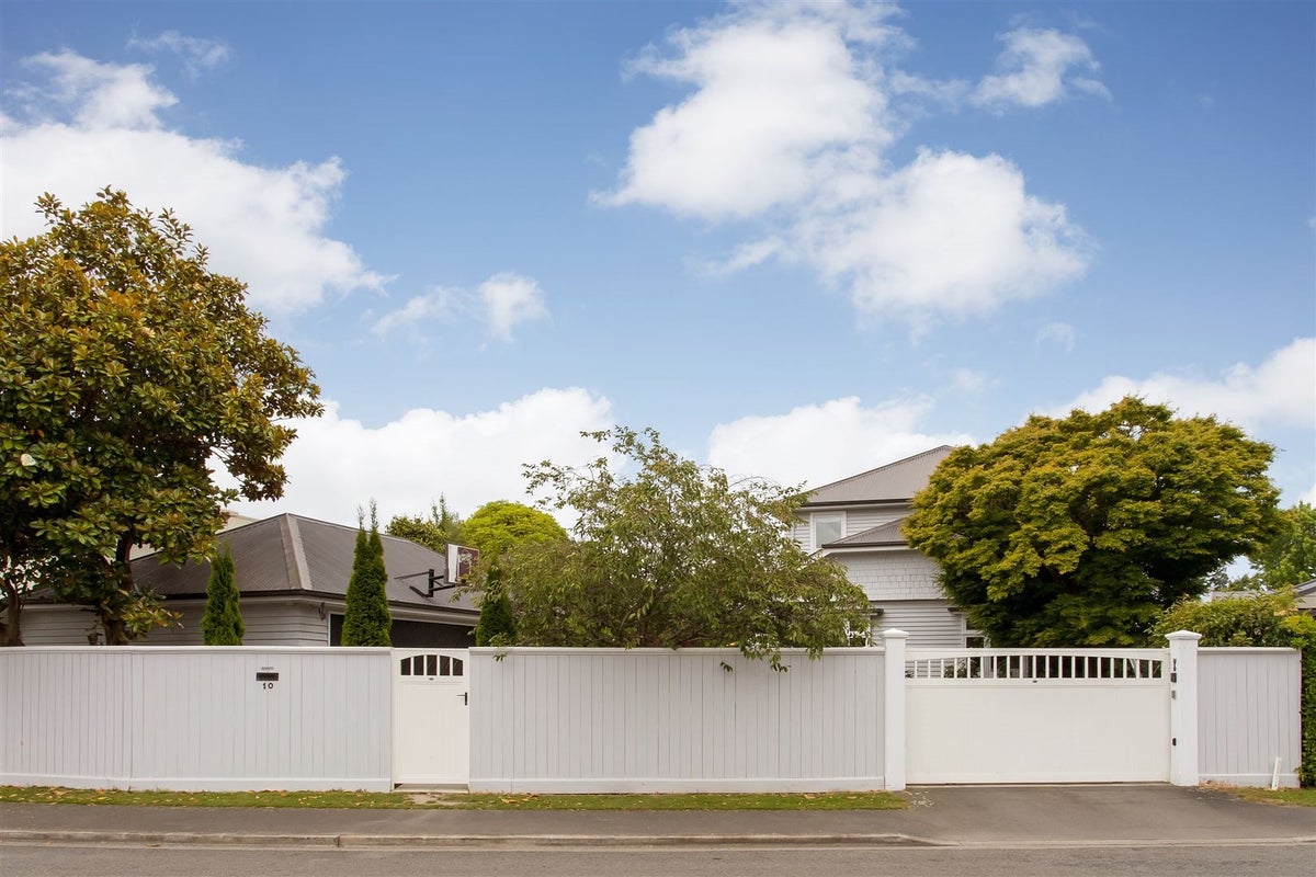 10 Thornycroft Street, Fendalton, Christchurch - Carousel 2