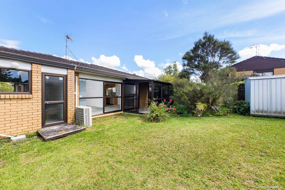 10/116 Titirangi Road, New Lynn, Auckland - Carousel 2