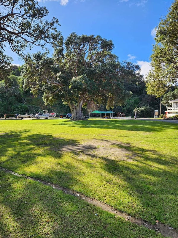 1091E Colville Road, Amodeo Bay - Carousel 19