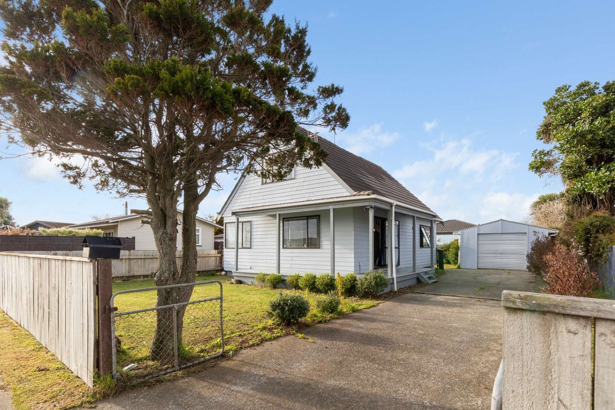 47 Totara Road, Awapuni, Palmerston North - Carousel 1